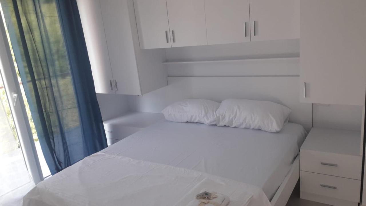 Shtepipushimi23 Rana E Hedhun Apartamento *